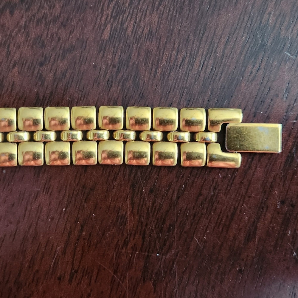 Vintage Anne Klein Watch - Picture 8 of 16